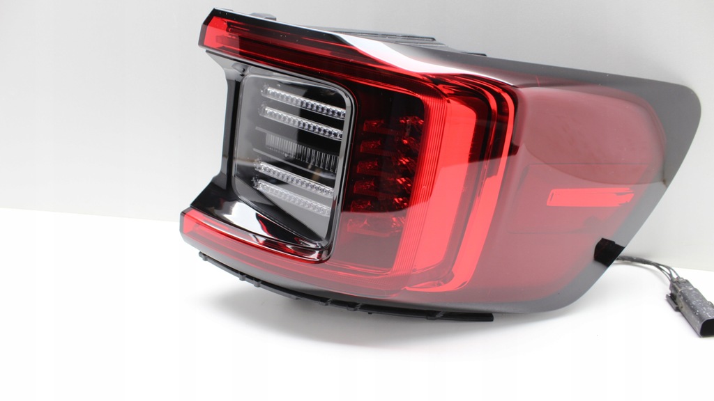 фото №5, Polestar 2 - лампа права задня led 2019+