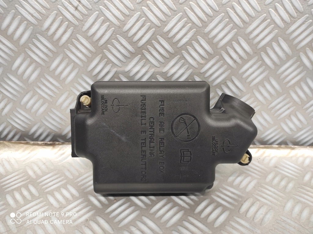 Купити Коробка запобіжників корпус fiat tipo ii 51890355