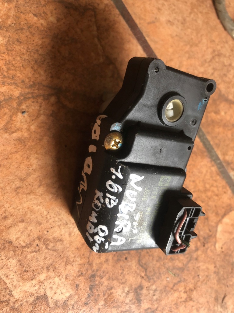 фото №1, Nubira 1.6b 05' моторчик обдув