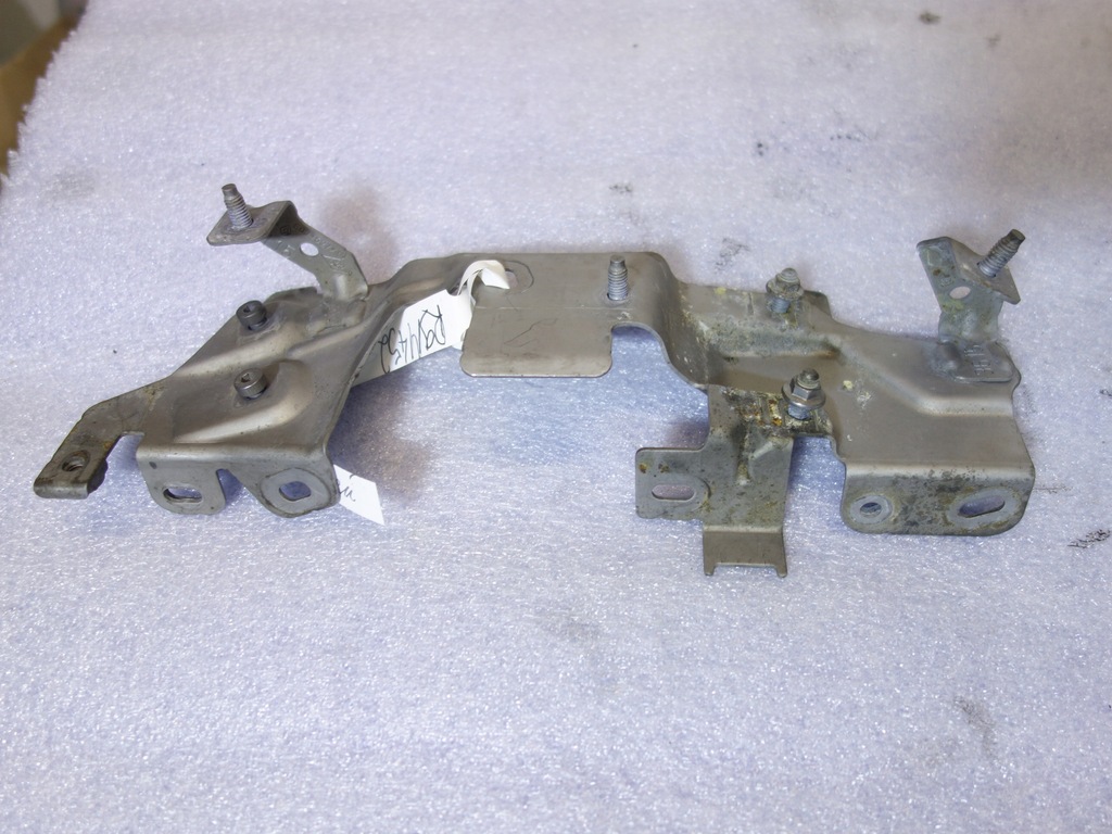 фото №1, Кронштейн электромагнитный клапан 1.6 dci biturbo r9m452 renault trafic iii talisman