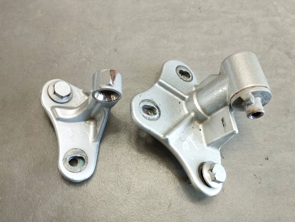 Купити Mercedes ml w164 петлі двері правий задній