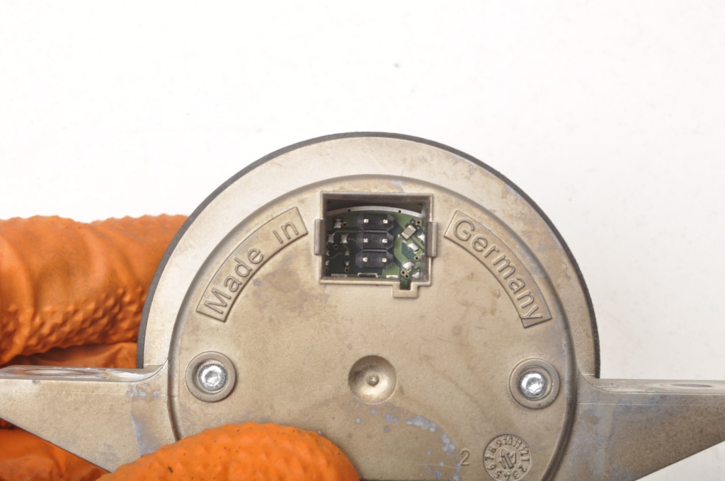 фото №4, Porsche macan часы дисплей внутренний стопор 7p5919203t