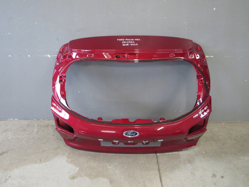 фото №1, Ford focus mk4 2018-2023 heczbek кришка багажника задня
