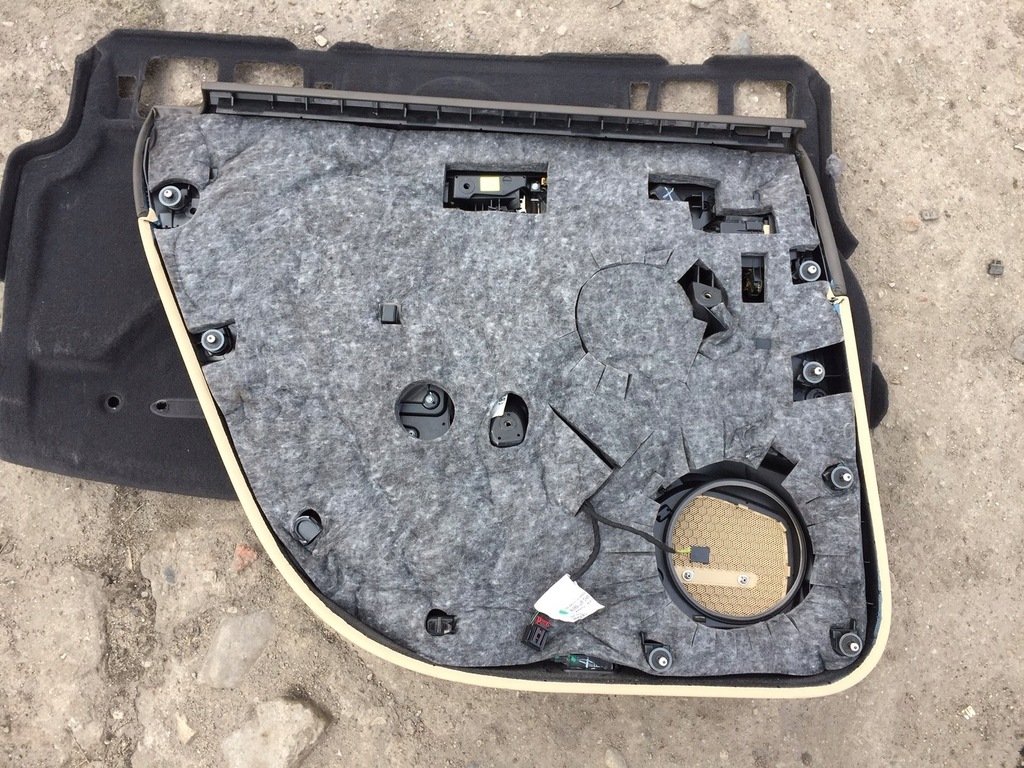 фото №11, Audi a8 d4 обшивка дверь обивка правый задняя