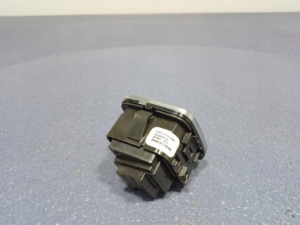 фото №6, Ford mustang mach-e кнопка замка пам'яті сидіння лівий перед gj5t14776aaw