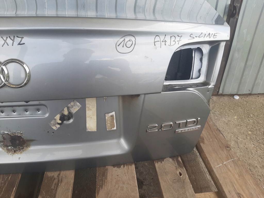 Крышка багажника багажника задний audi a4 b7 седан s-line цвет ly7g оригинал Киев