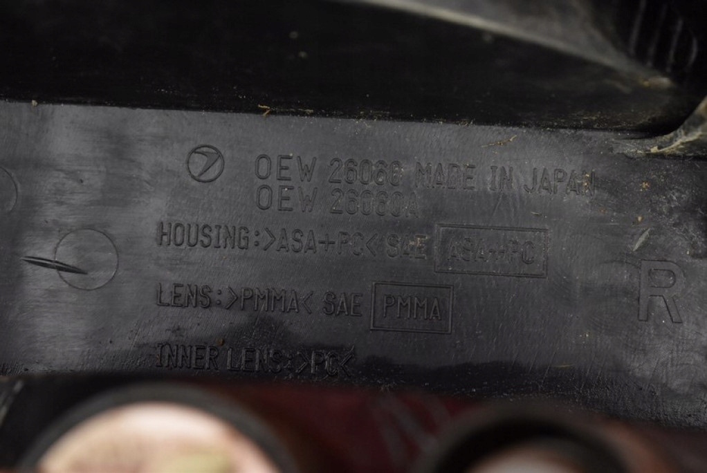 фото №6, Лампа правая задняя задняя oew26060a subaru impreza 2 ii kombi 00-02