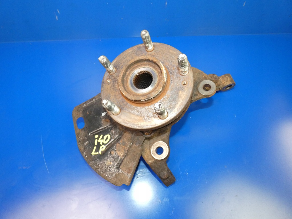 фото №1, Hyundai i40 ступица поворотный кулак левый перед