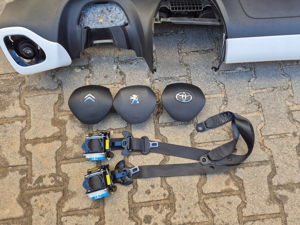 фото №11, Toyota aygo ii peugeot 108 ii citroen c1 ii подушка безопасности консоль оригинал комплект