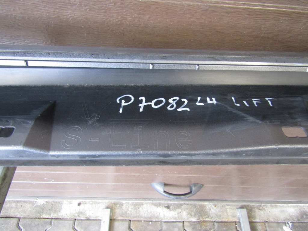 фото №9, Молдинг порог левая audi a7 4g8 s line lift 15- s7