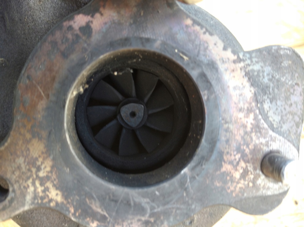 фото №3, Турбонагнетатель турбина 8200113839 renault 2.2 dci