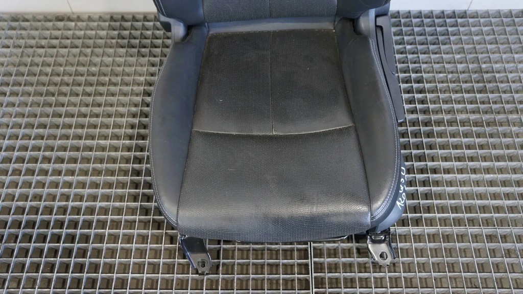 фото №5, Сидіння сидіння заднє сидіння комплект infiniti q50 шкіра шкіряний