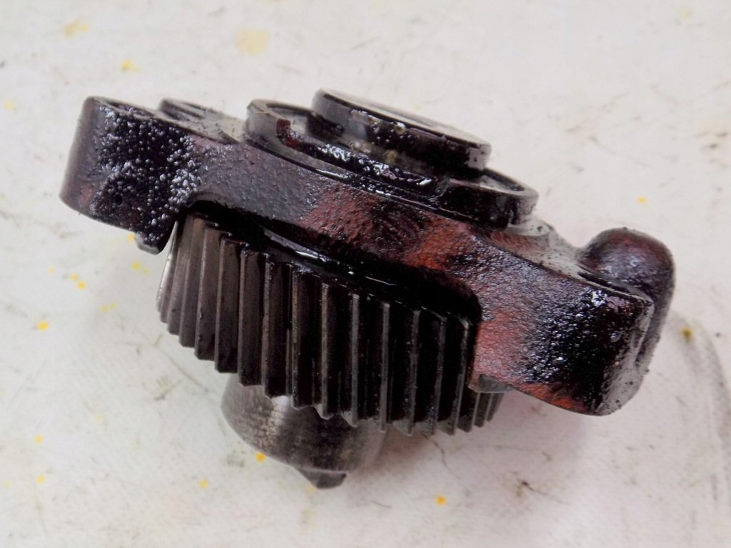 фото №5, Iveco eurocargo ml80e14 3.9 99r - насос оливи