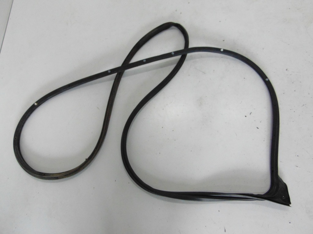 фото №1, Citroen c4 aircross прокладка дверь правый перед