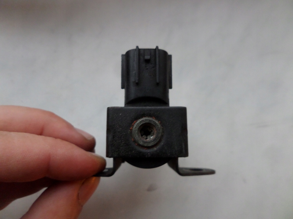 фото №9, Клапан турбины turbo вакуумa toyota avensis t25 d4d rav4 corolla verso