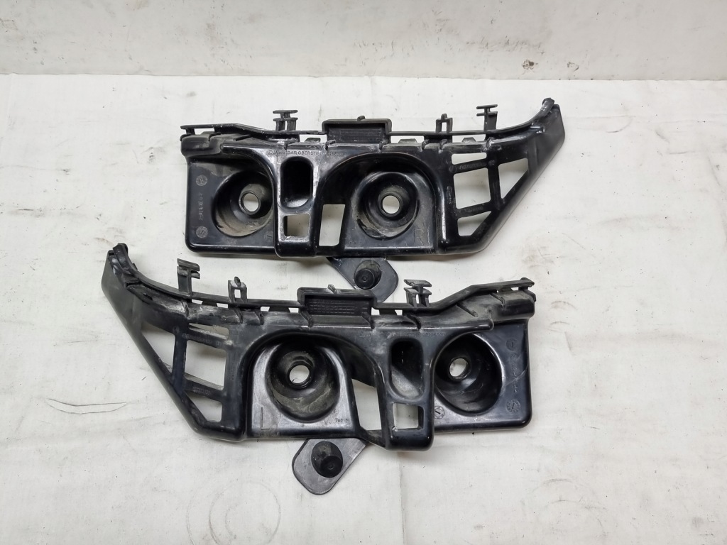 фото №1, Mercedes w156 напрямна бампера задня комплект