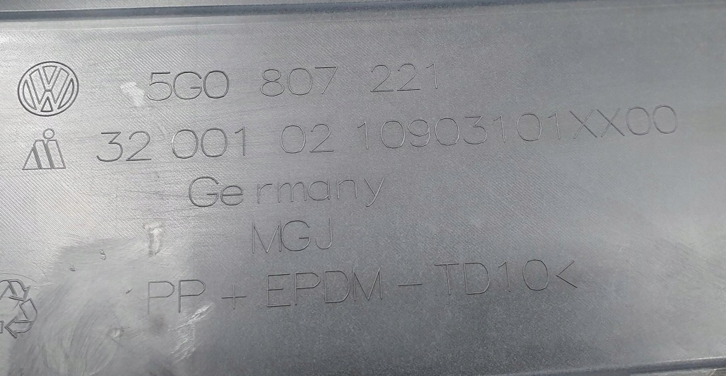 фото №11, Бампер передній перед vw golf vii 5g0807221