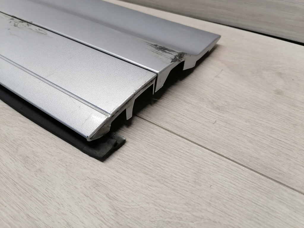 фото №9, Porsche cayenne молдинг двері правий задня 7p5839788g