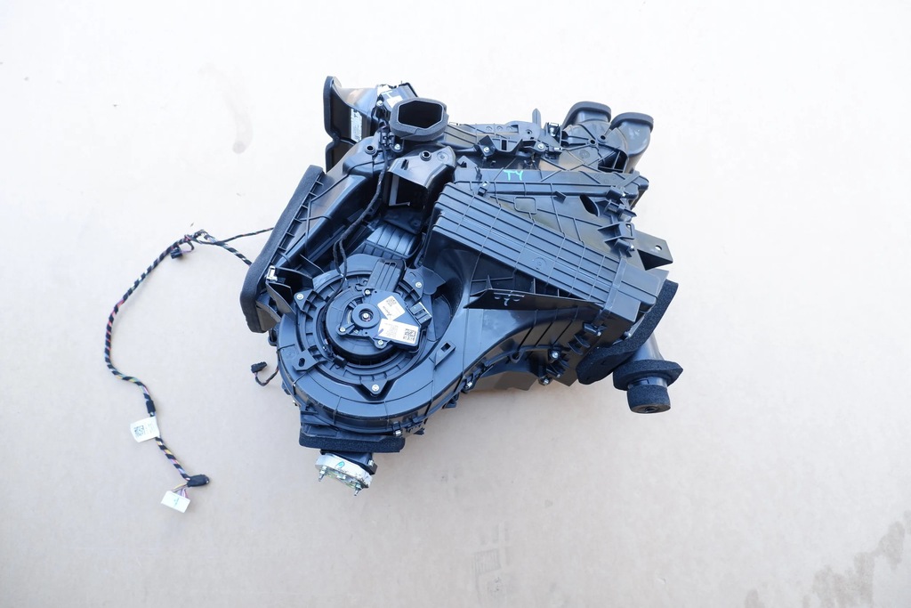 фото №1, Tesla y отопитель