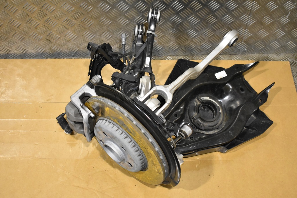 фото №1, Idealne подвеска задняя задние левая mercedes w214 1