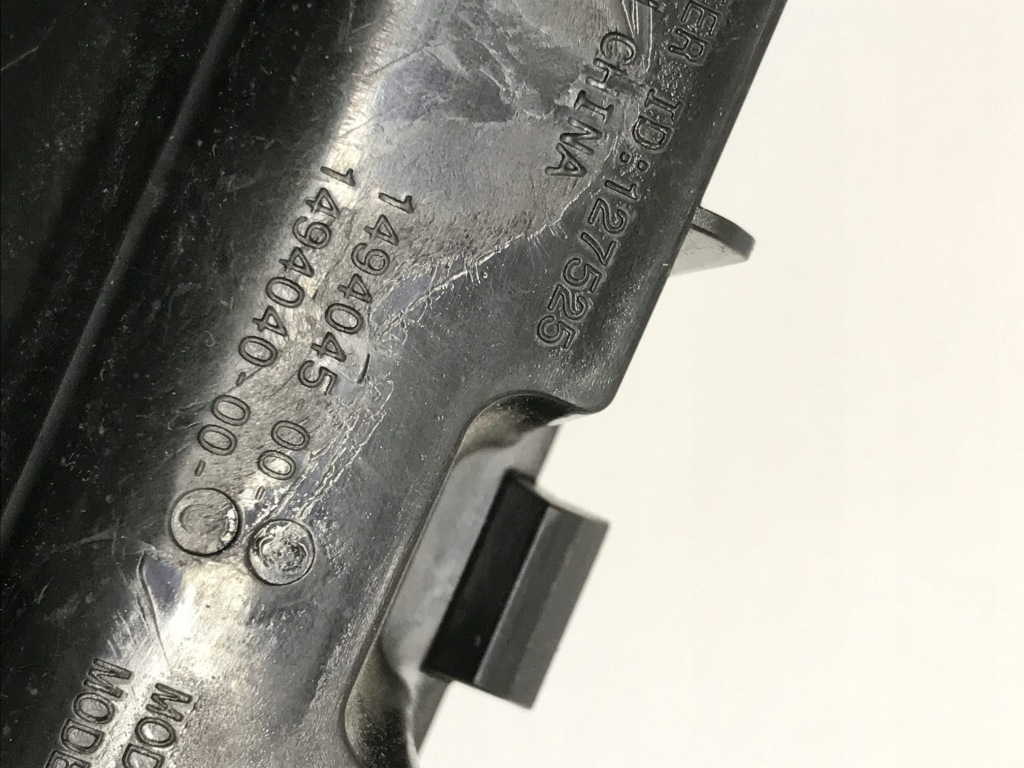 фото №9, Tesla y направляющая бампера задняя задний 1494045-00-c