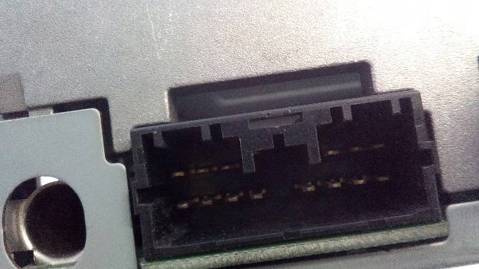 фото №7, Радиопроигрыватель mitsubishi colt vi 2008r.