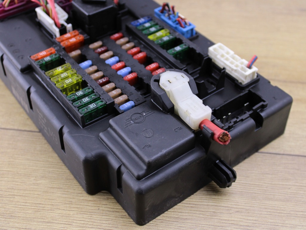 Mini cooper one r55 r56 r57 r58 2006-2013 блок управления модуль uch bsi 519318117 Оригинал