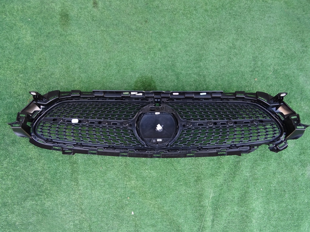 фото №11, Решётка радиатора значок камера mercedes w213 w238 lift amg