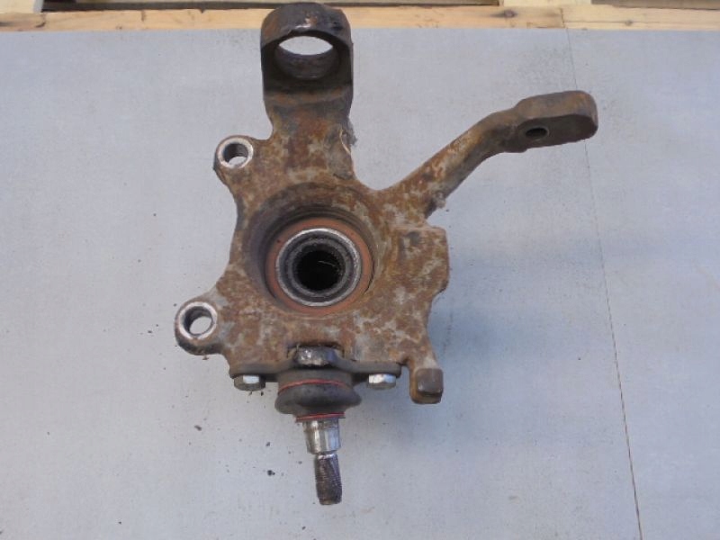 фото №5, Vw t4 90-95 поворотный кулак перед правая 2,4d