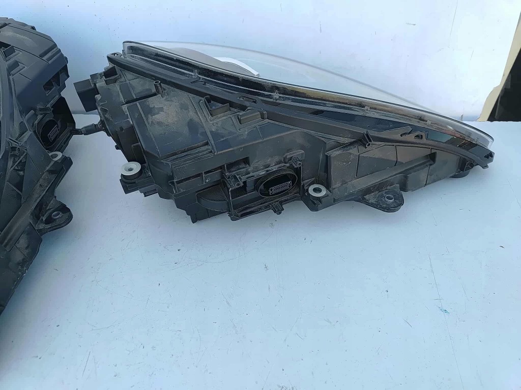 Porsche macan 95b рестайлінг  фара ліва правий перед передня matrix 5973 Доставка