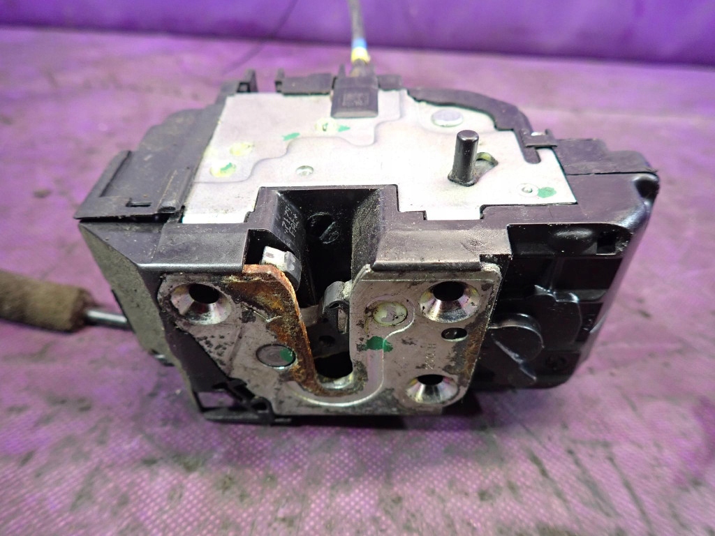 фото №5, Nissan note e11 i 05-09 замок задняя левый тросы 3 pin