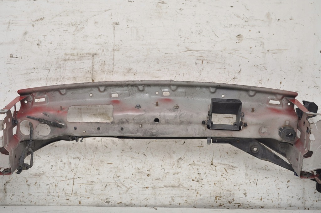 фото №10, Volvo c70 ii pas передний усилитель