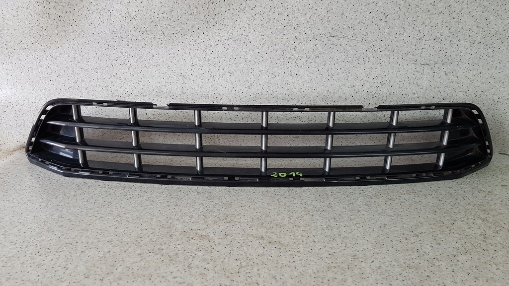 фото №1, Vw passat cc r-line 2012 - решётка бампера перед 2014