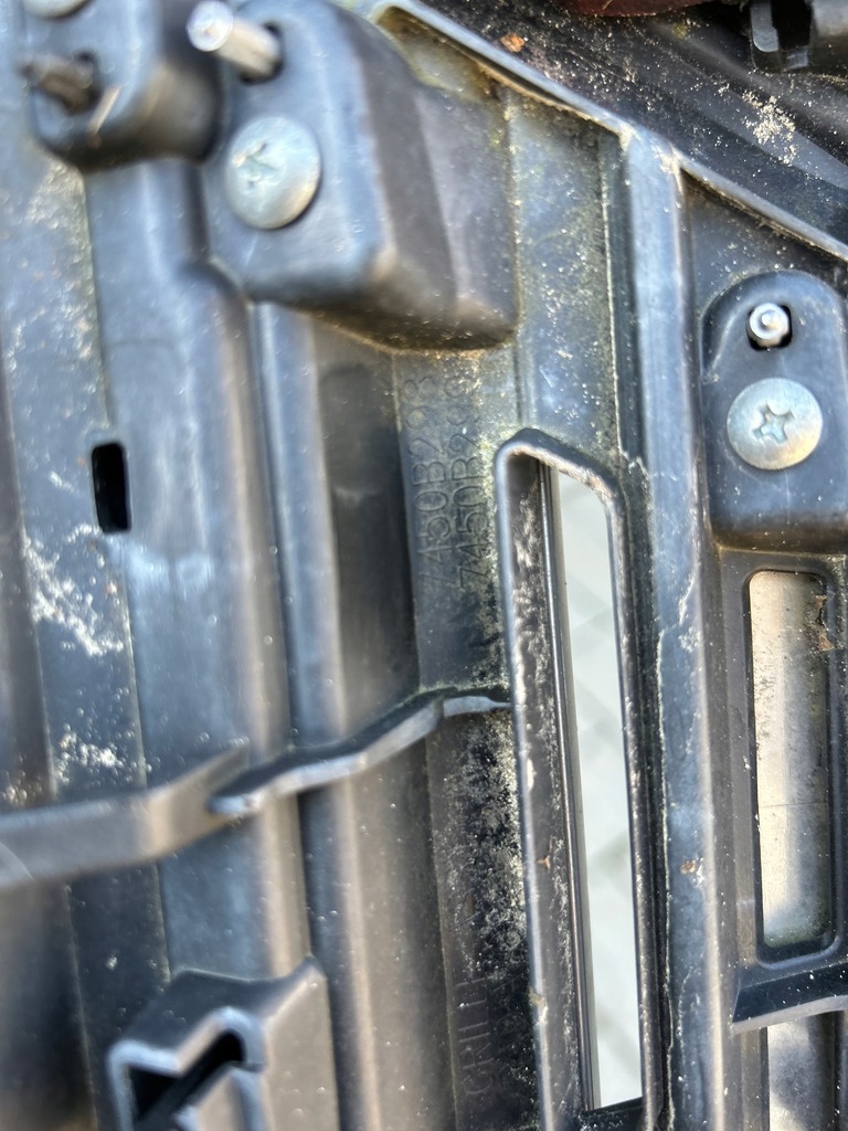 фото №10, Mitsubishi outlander 18- решётка радиатора решётка радиатора lift