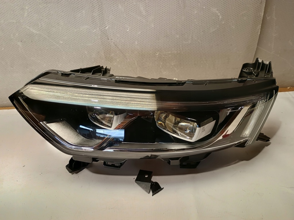 фото №1, Лампа перед передняя левая renault koleos ii 2017- full led 260604608