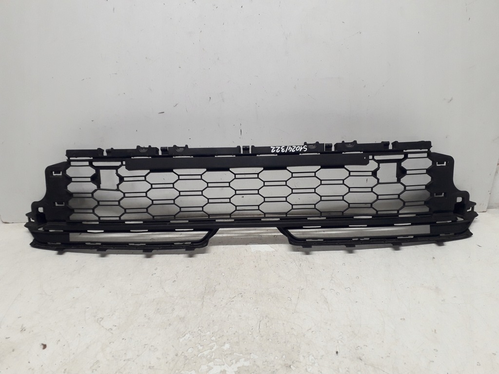фото №9, Skoda kamiq 19- решётка средняя бампера передний перед 658853677