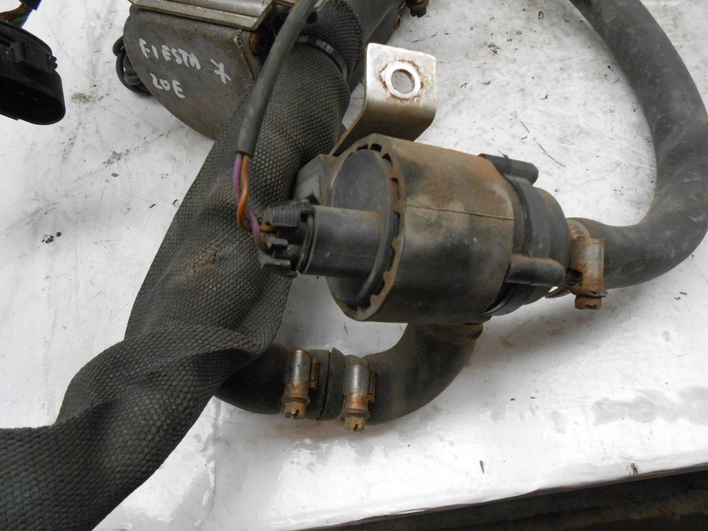 Ford fiesta vii mk7 обогреватель стояночный eberspaecher b4ws 201852 59809af с Разборки