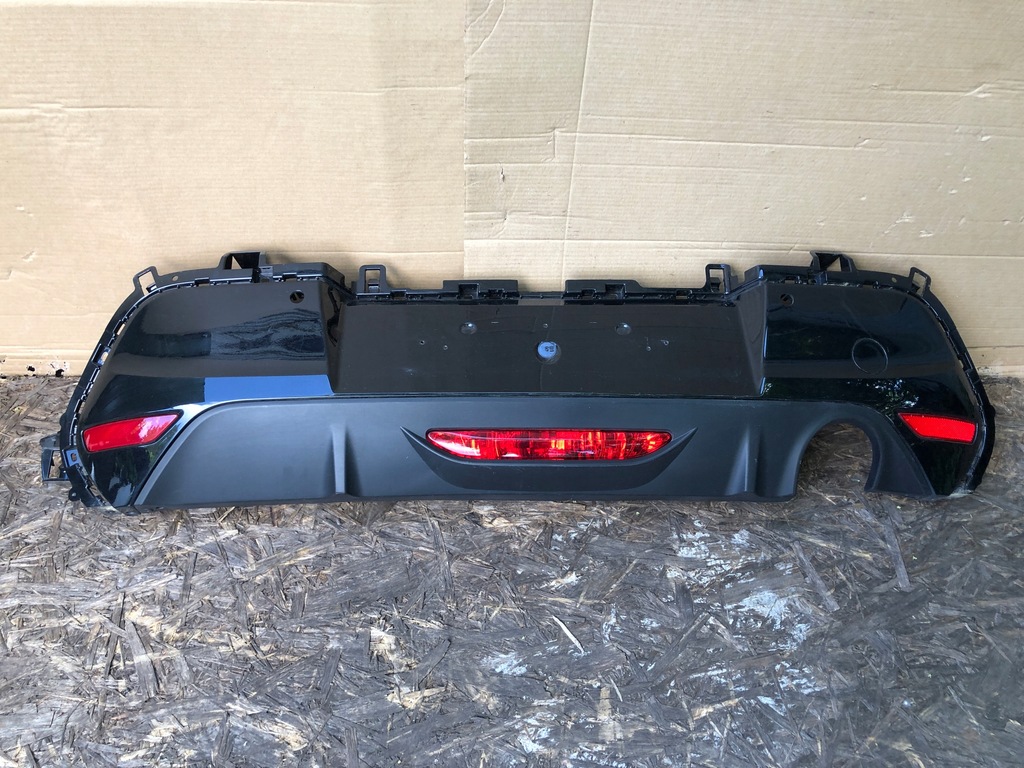 фото №1, Спойлер peugeot 208 2 задня