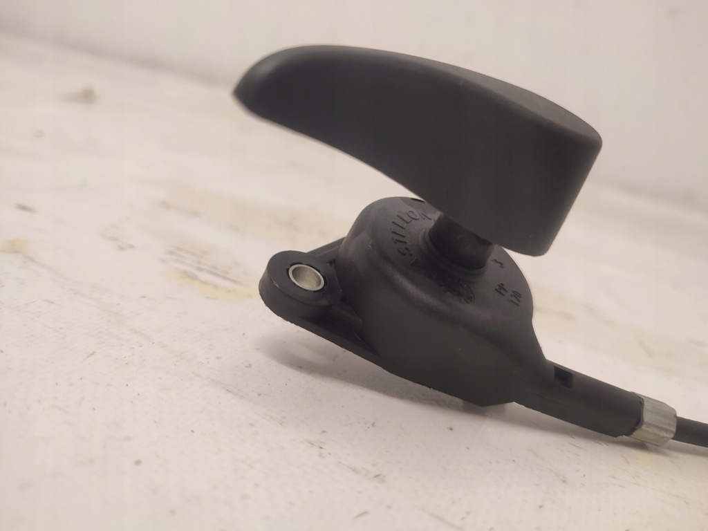 фото №4, Renault megane iii ручка відкривання капот lift