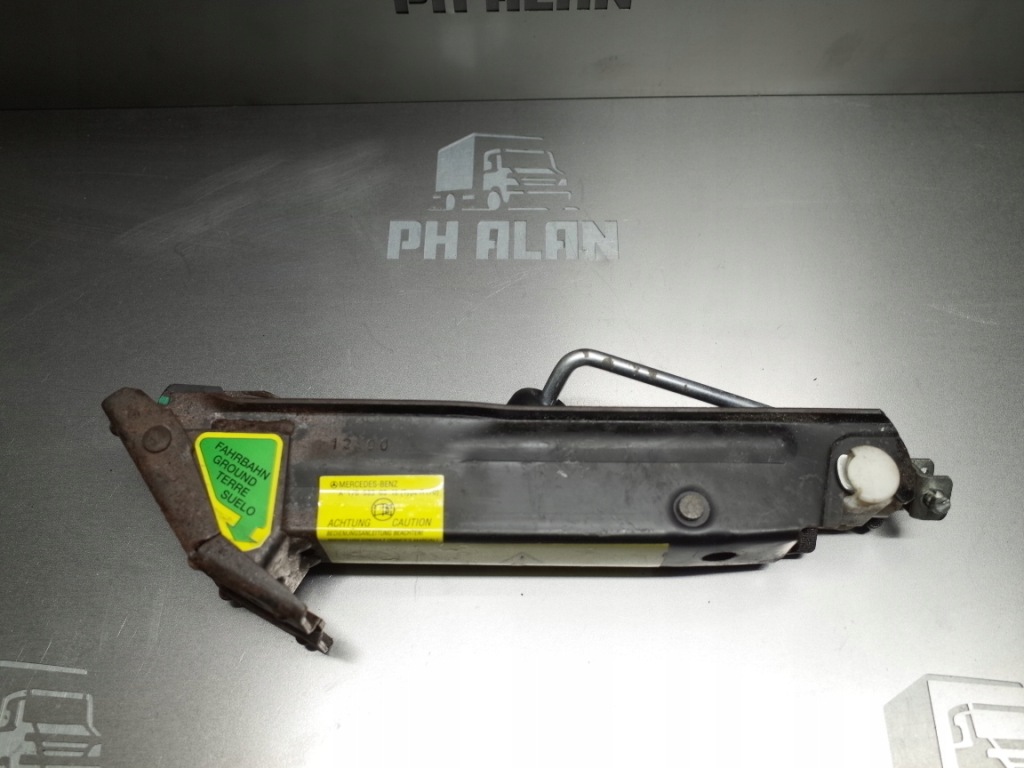 фото №1, Mercedes slk r170 домкрат подъемник a1705830315