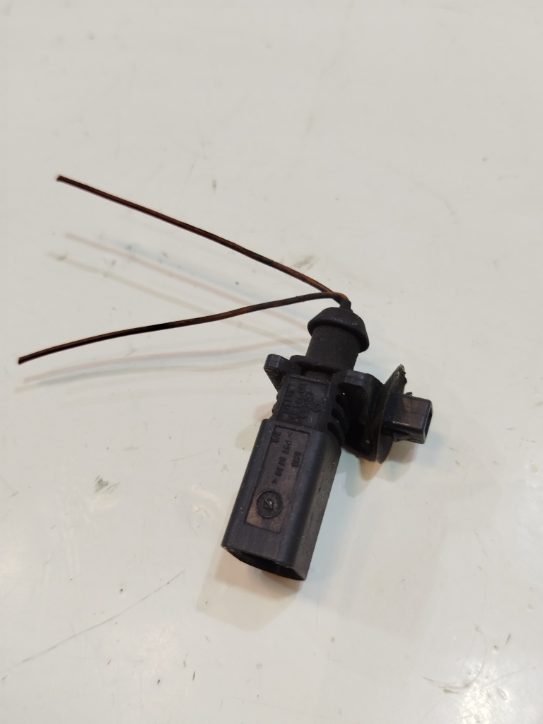 фото №1, Колодка штекер vw passat b8 1j0973802