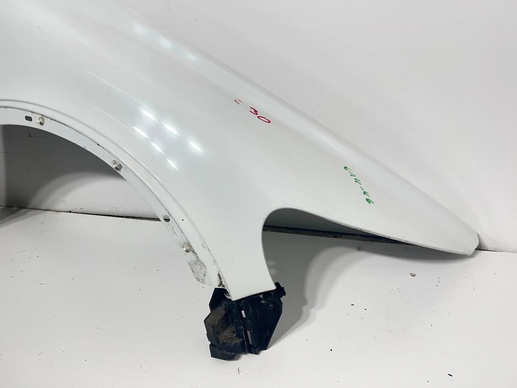 фото №6, Крыло правый передний перед volvo c30 614-46