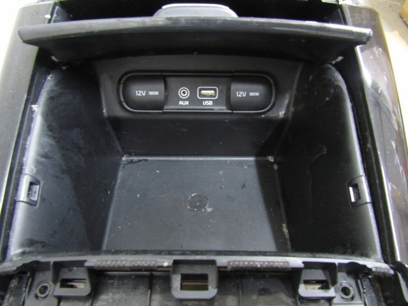 фото №10, Kia sorento iii 3 подлокотник туннель средний