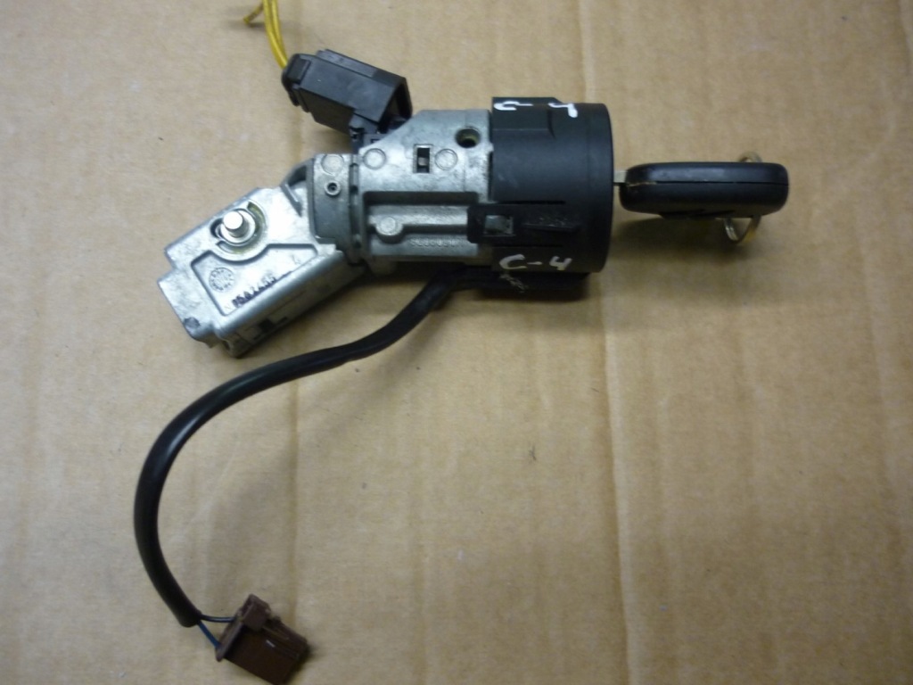 фото №1, Citroen c4 i замок зажигания с ключ 9649781080