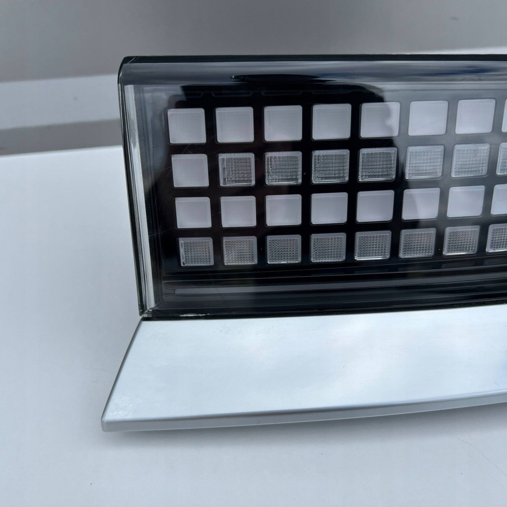 фото №2, Лампа права задня led ioniq 5