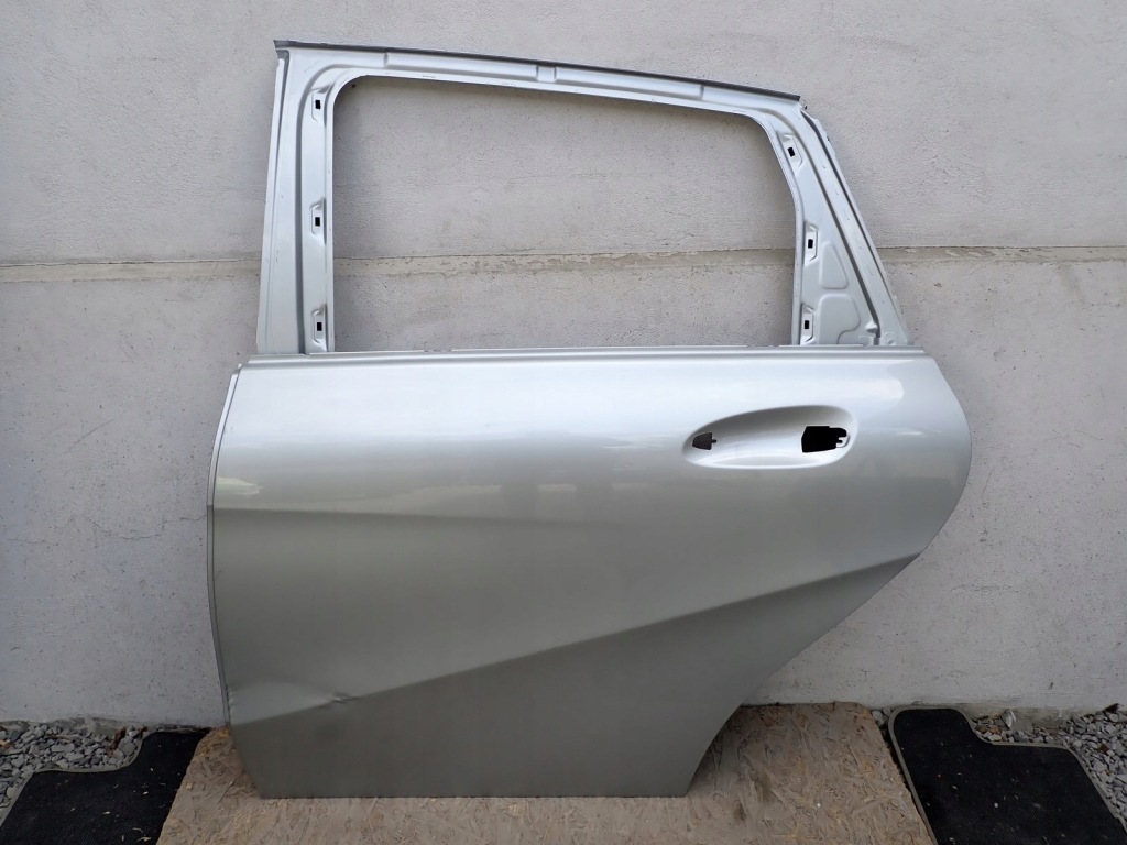 Купити Двері ліва задні лівий задній mercedes b klasa 246 2011-2019r a2467300205