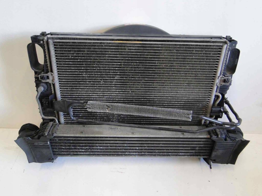 Mercedes e klasa w211 211 радиатор интеркулер Недорого