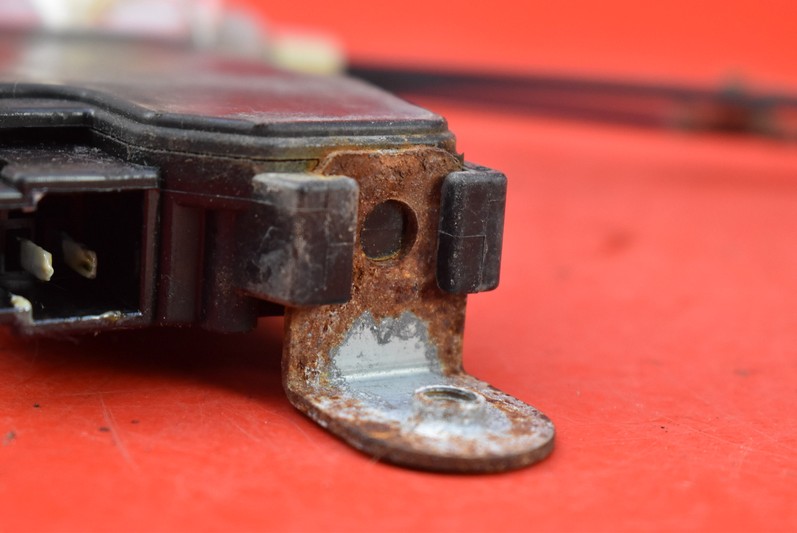 фото №6, Замок дверь правый задняя задний subaru tribeca lift