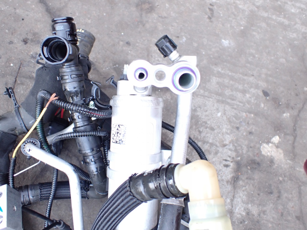 фото №7, Трубки шланги провода кондиционера воды отопителя chevrolet corvette c8 20-