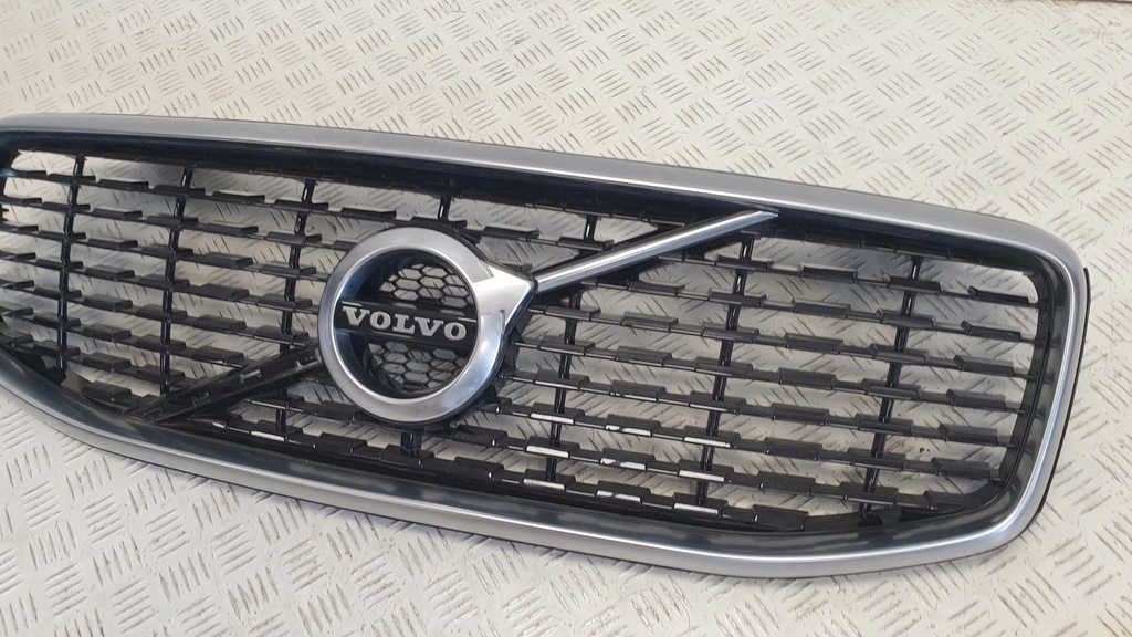 фото №3, Volvo xc60 ii r-design решётка радиатора решётка радиатора 31425534